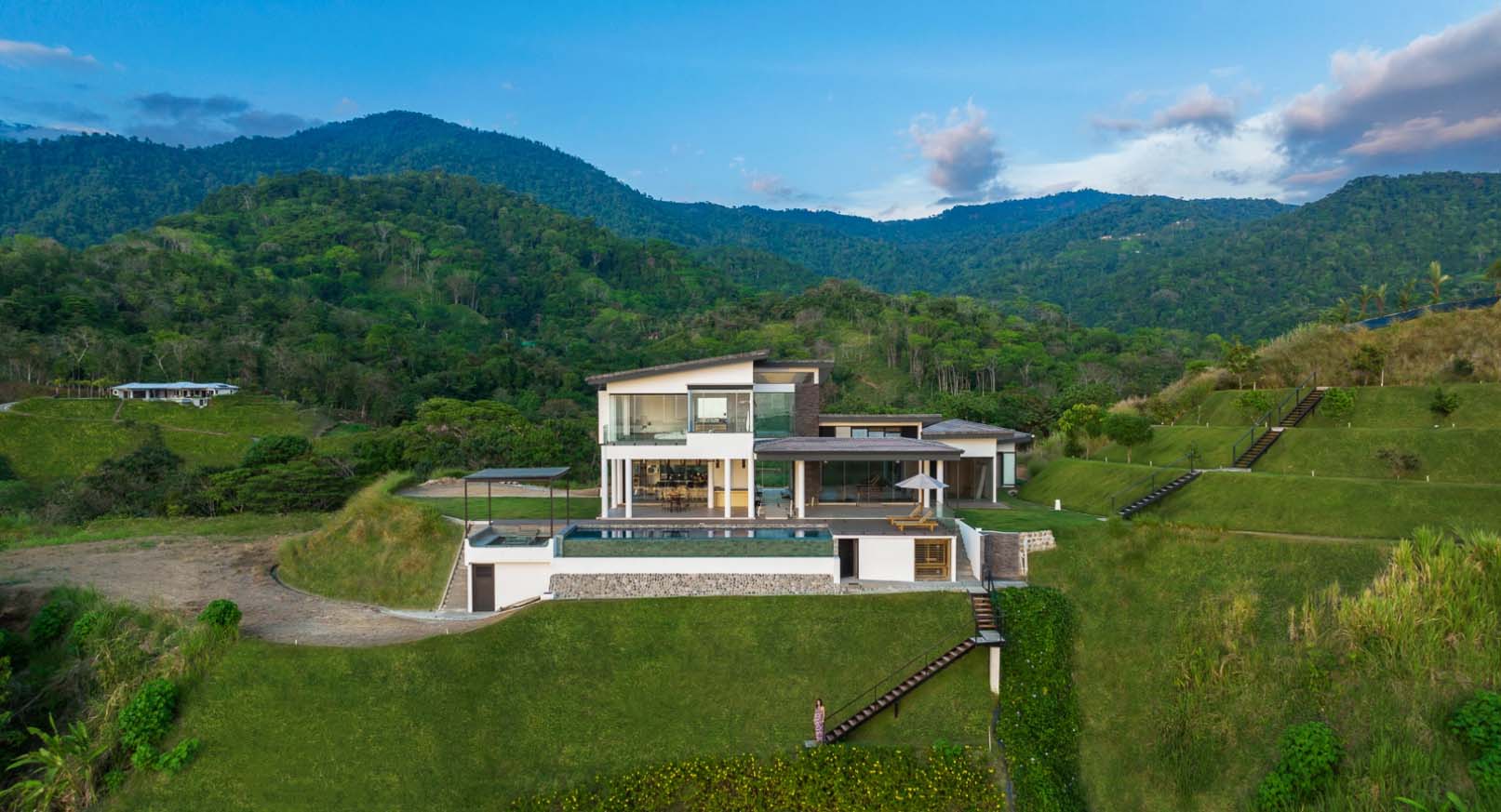 Luxury homes in Costa Rica close to the nature